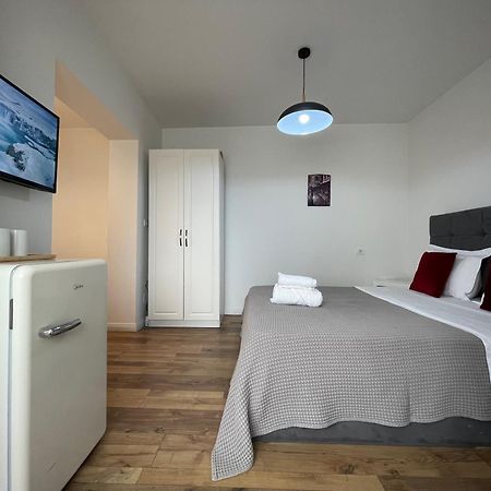 Central Studio Apartments Τίρανα Εξωτερικό φωτογραφία