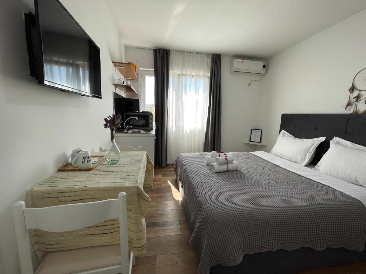 Central Studio Apartments Τίρανα Εξωτερικό φωτογραφία