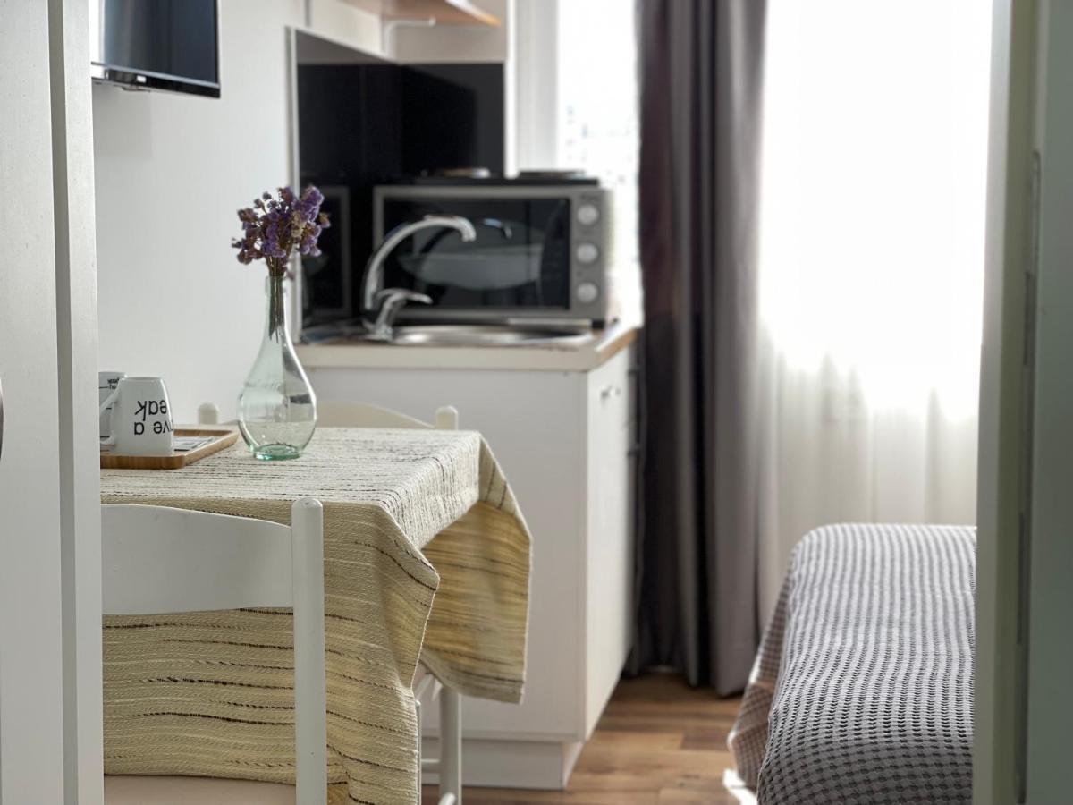 Central Studio Apartments Τίρανα Εξωτερικό φωτογραφία