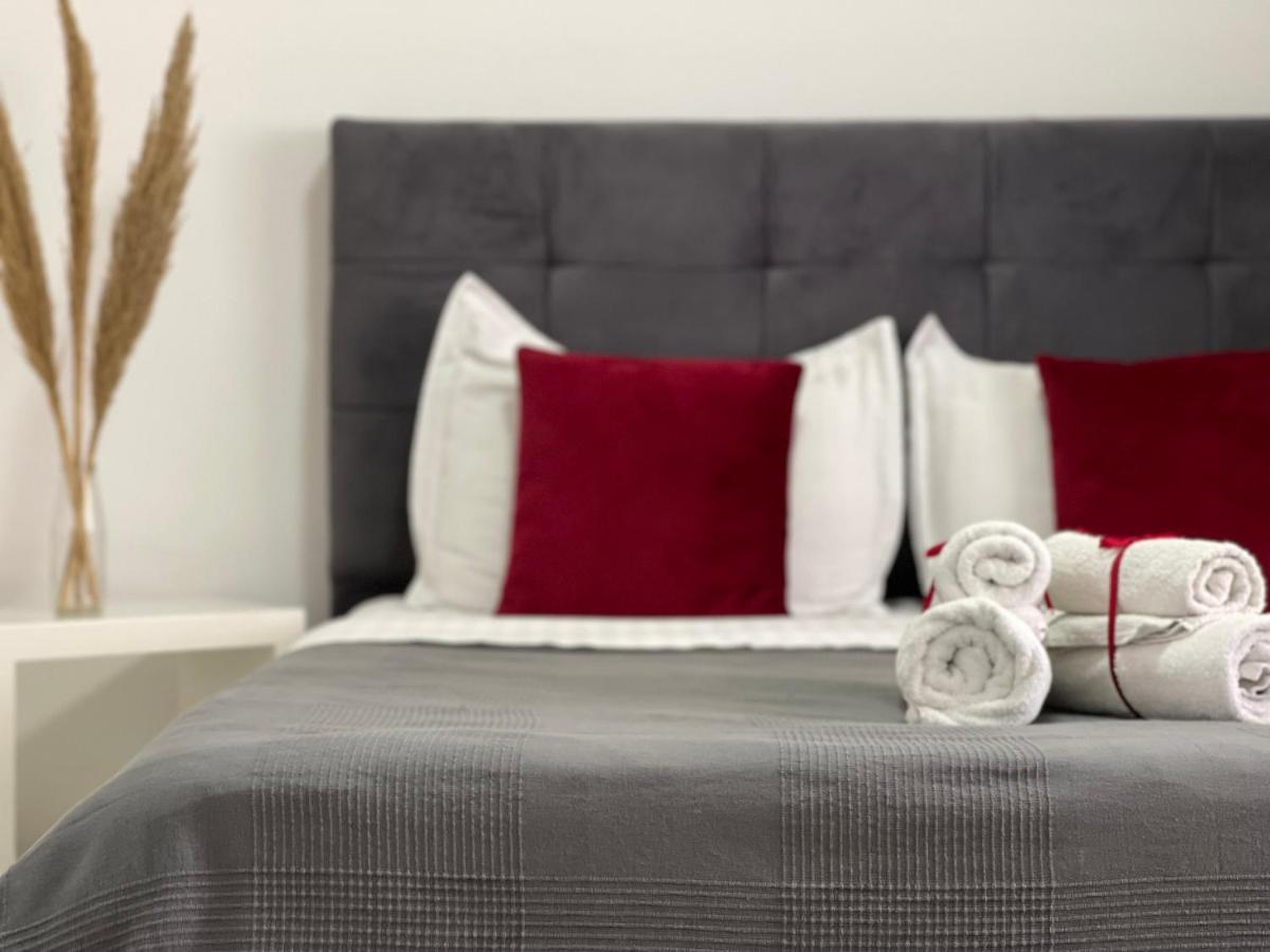 Central Studio Apartments Τίρανα Εξωτερικό φωτογραφία