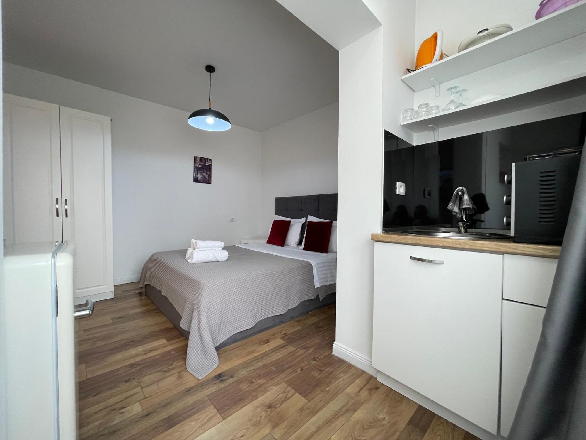 Central Studio Apartments Τίρανα Εξωτερικό φωτογραφία
