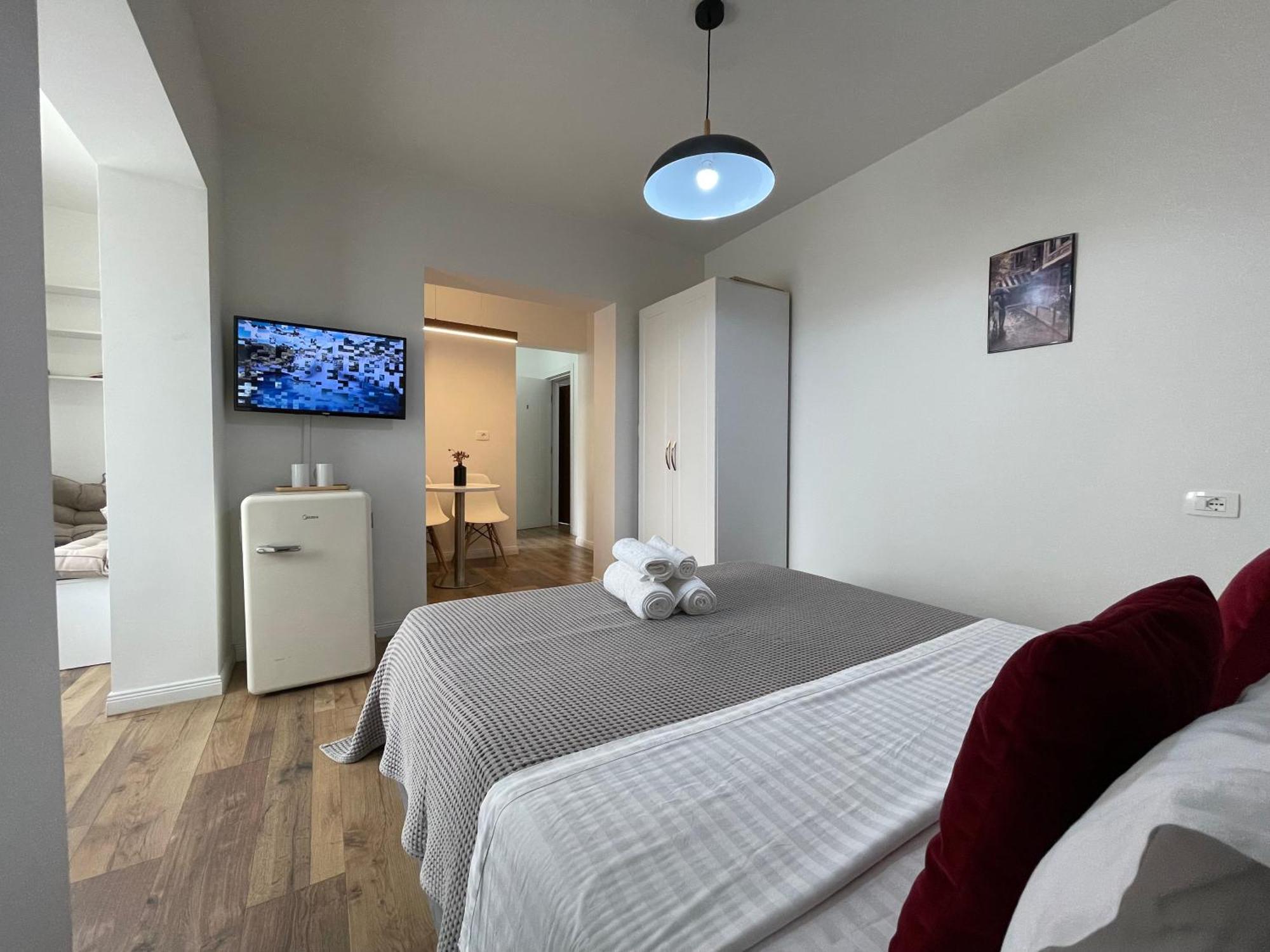 Central Studio Apartments Τίρανα Εξωτερικό φωτογραφία