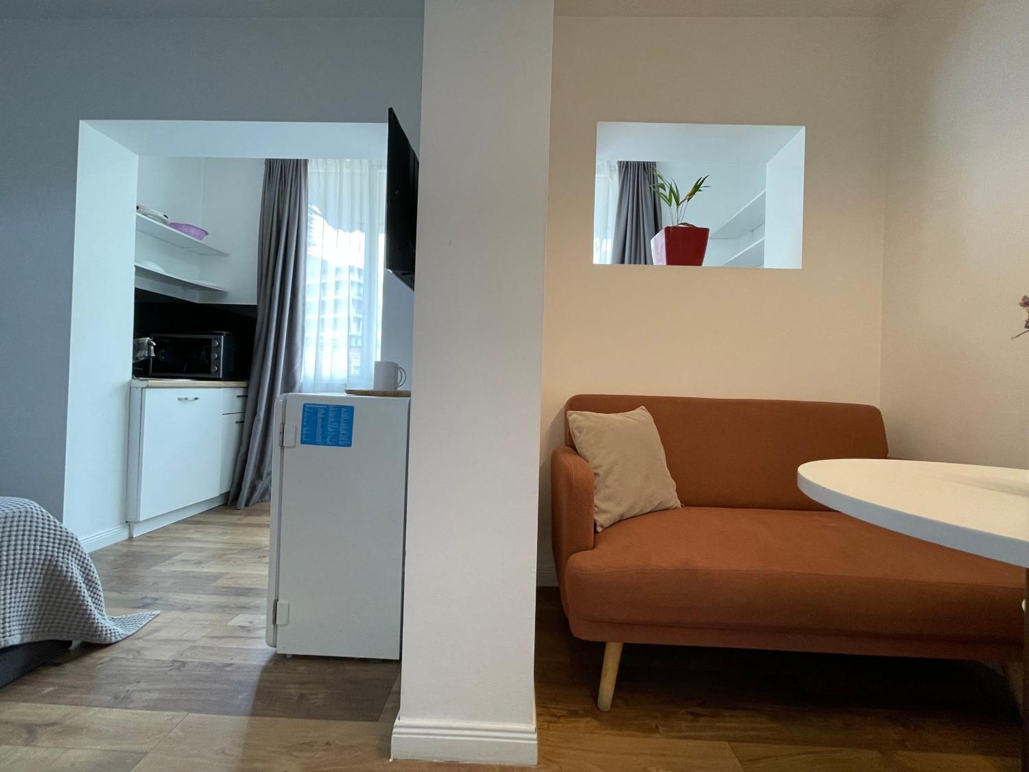 Central Studio Apartments Τίρανα Εξωτερικό φωτογραφία