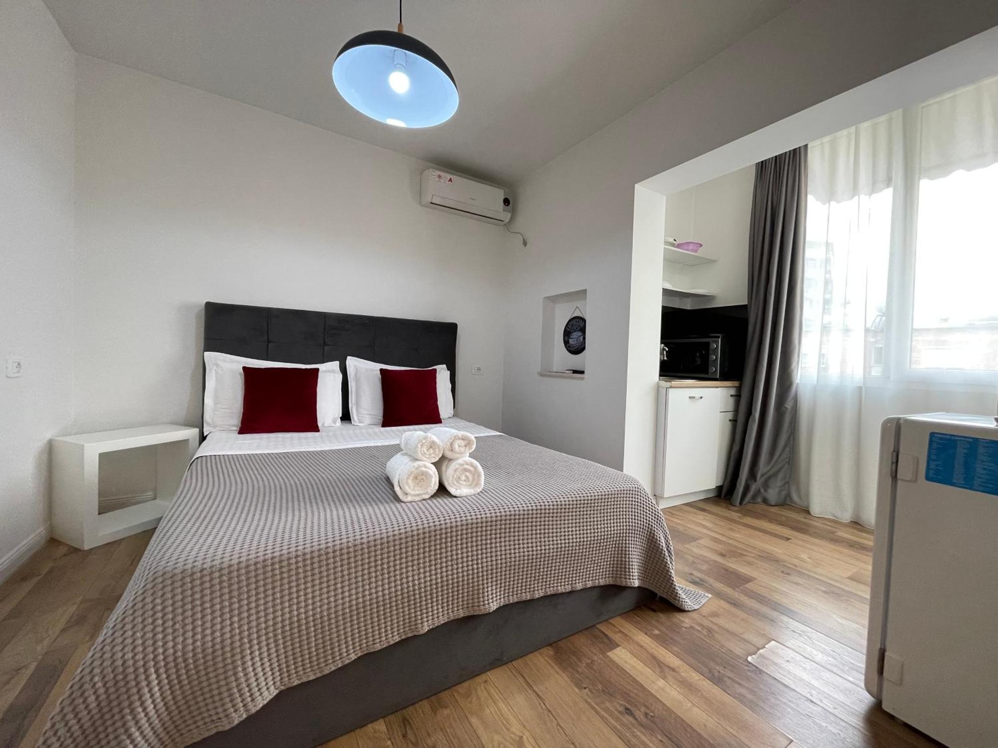 Central Studio Apartments Τίρανα Εξωτερικό φωτογραφία