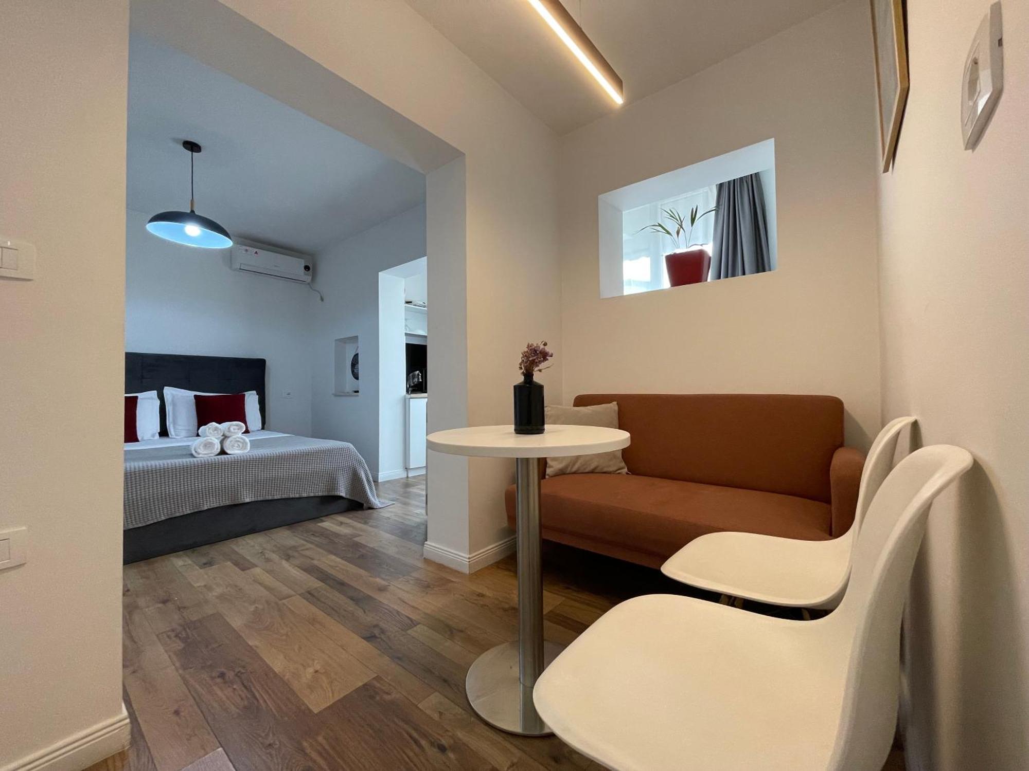Central Studio Apartments Τίρανα Εξωτερικό φωτογραφία